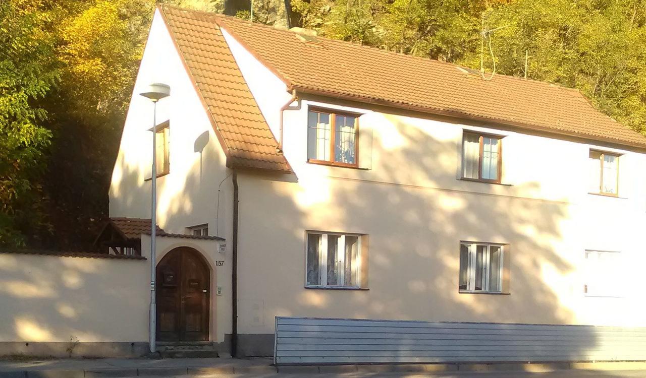 Penzion Marjanka Hluboka nad Vltavou Luaran gambar
